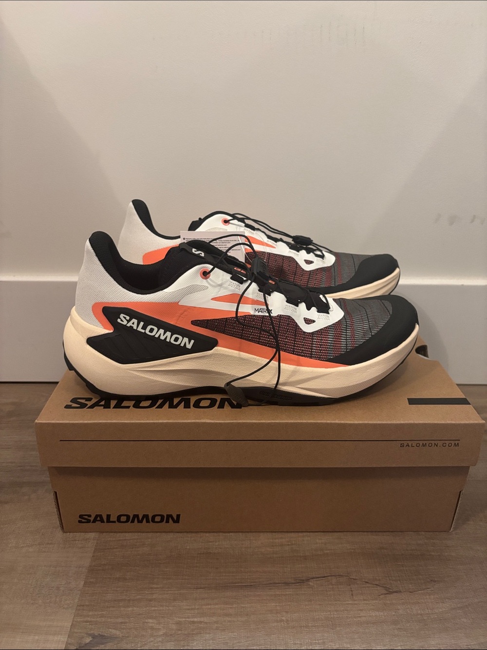 Salomon women’s Genesis  fusion coral/tender peach size 10 new with box